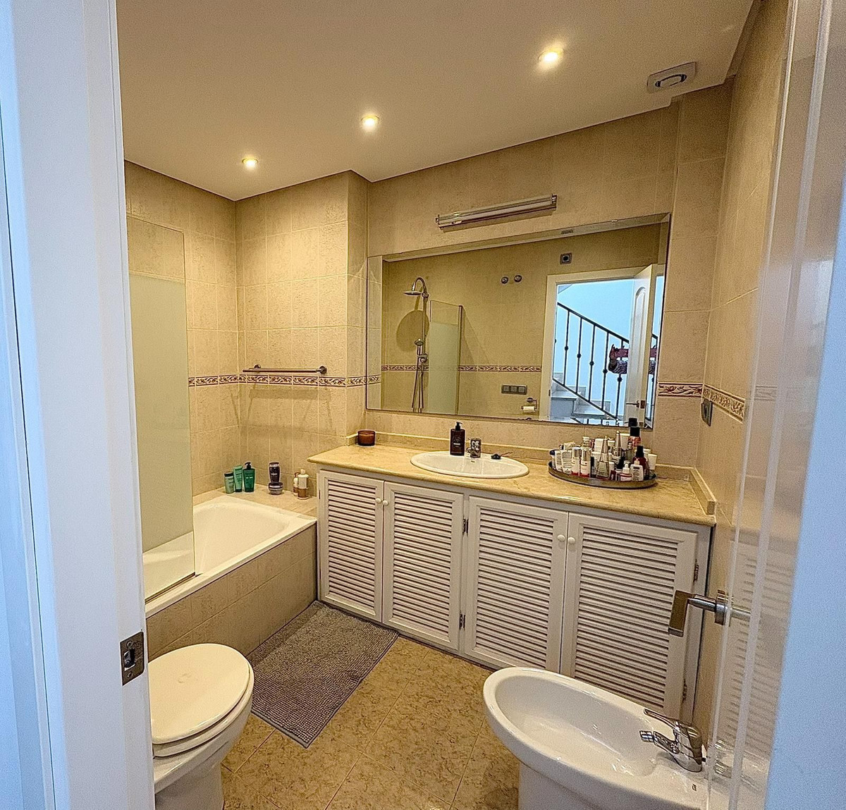 Property main view 16