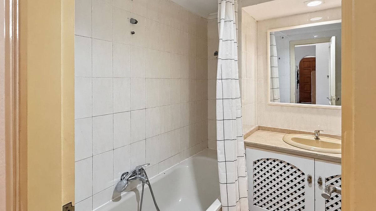Appartement te koop in Mijas Costa | 2 slaapkamers H5495056