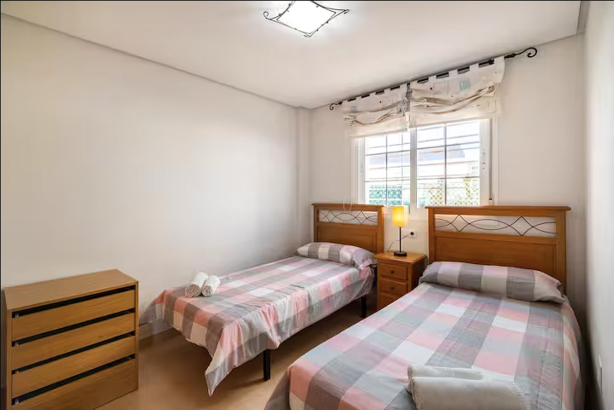 Appartement te koop in Mil Palmeras | 2 slaapkamers H5234002