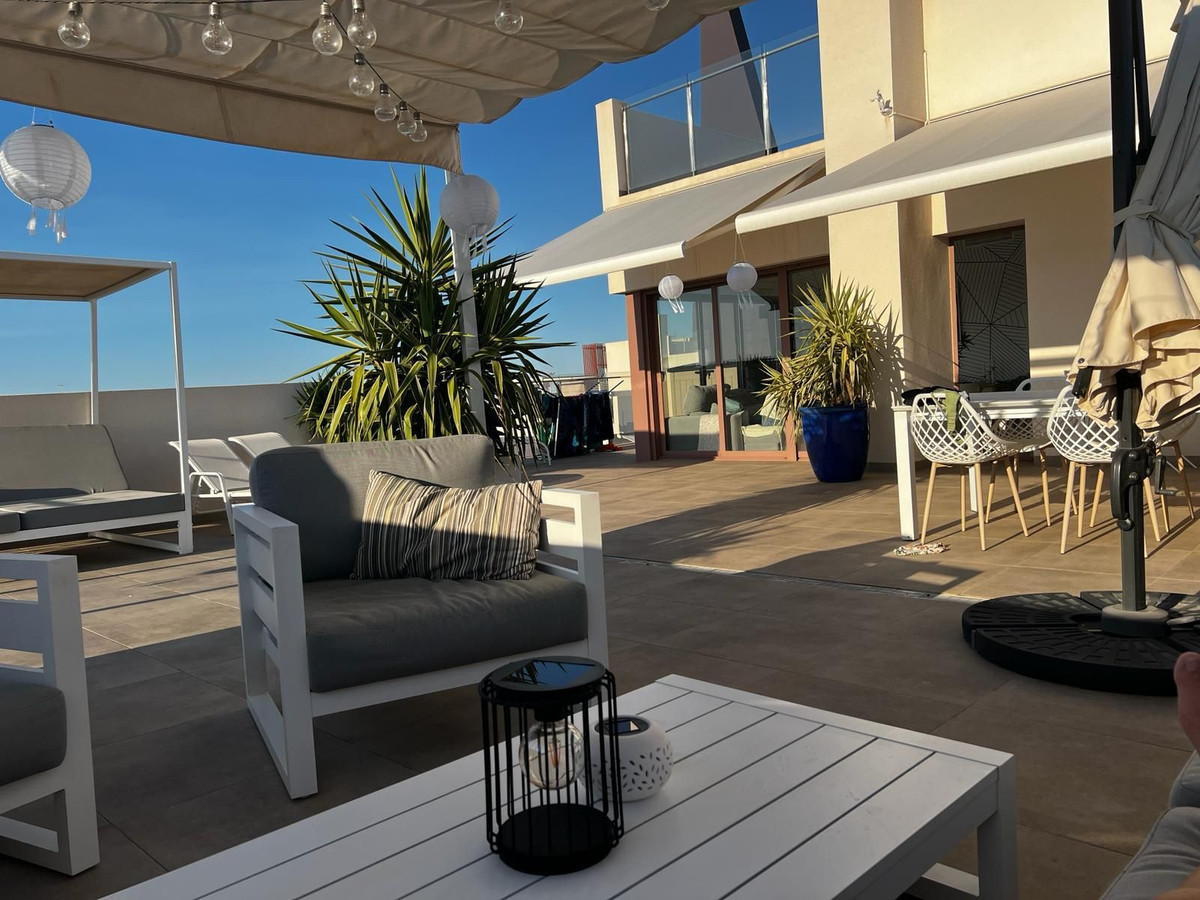 Penthouse te koop in Mil Palmeras | 3 slaapkamers H5256412