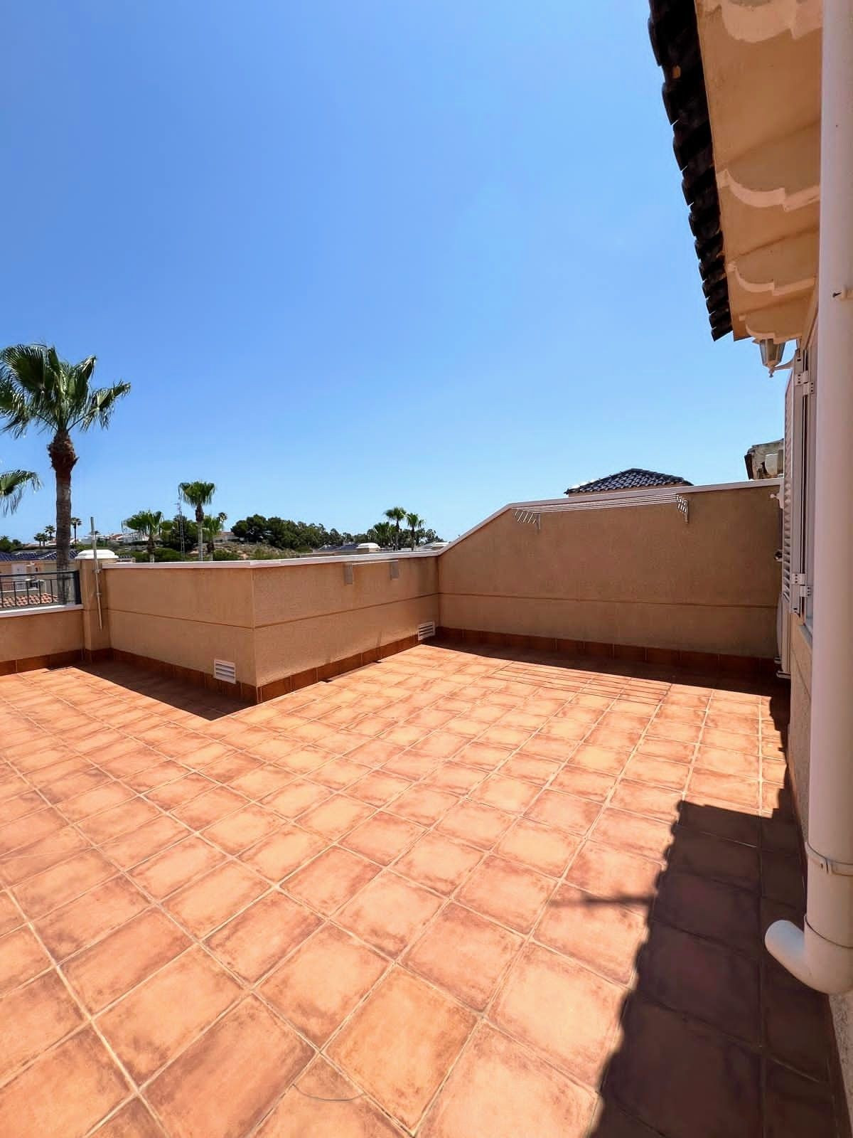 Penthouse te koop in Mil Palmeras | 2 slaapkamers H5305696