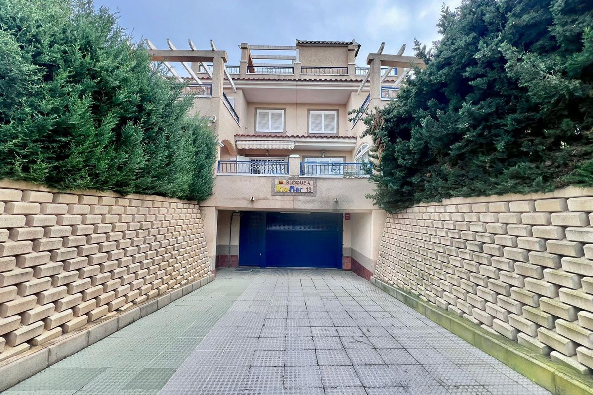 Penthouse te koop in Mil Palmeras | 2 slaapkamers H5305696