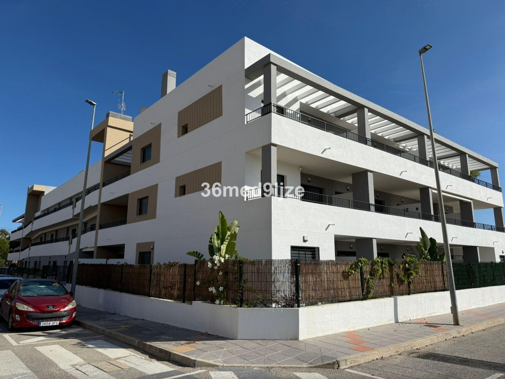 Appartement te koop in Mil Palmeras | 1 slaapkamers H5389498