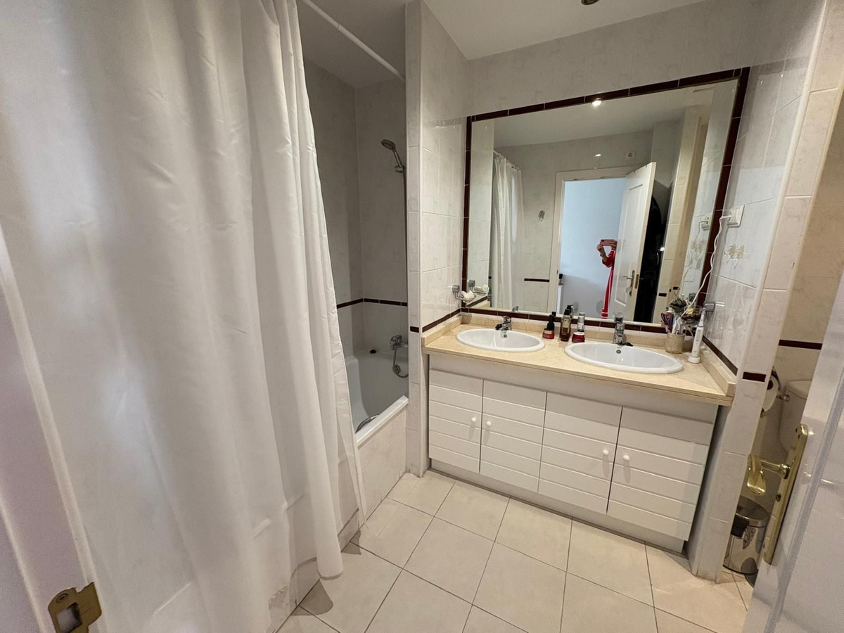 Appartement te koop in Miraflores | 3 slaapkamers H5074024