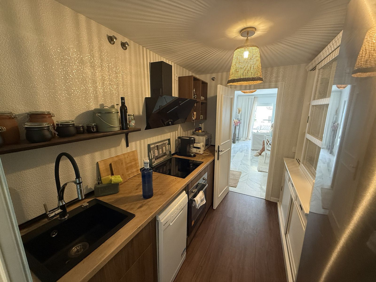Appartement te koop in Miraflores | 2 slaapkamers H5077426