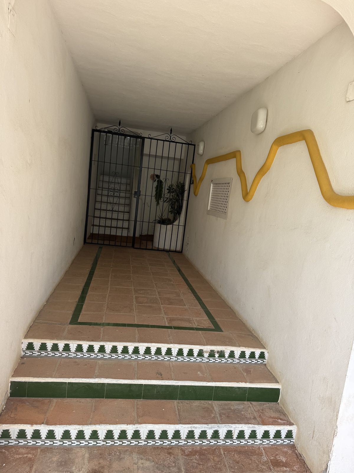 Appartement te koop in Miraflores | 2 slaapkamers H5077426