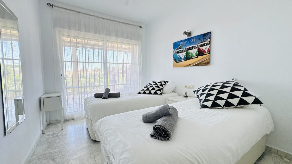 Appartement te koop in Miraflores | 2 slaapkamers H5080201