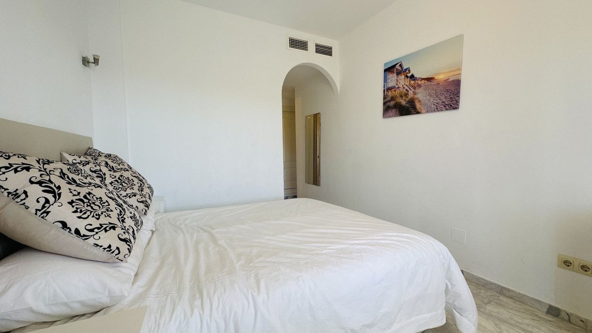 Appartement te koop in Miraflores | 2 slaapkamers H5080201