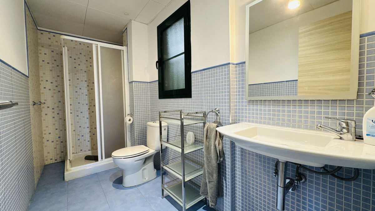 Appartement te koop in Miraflores | 2 slaapkamers H5080201