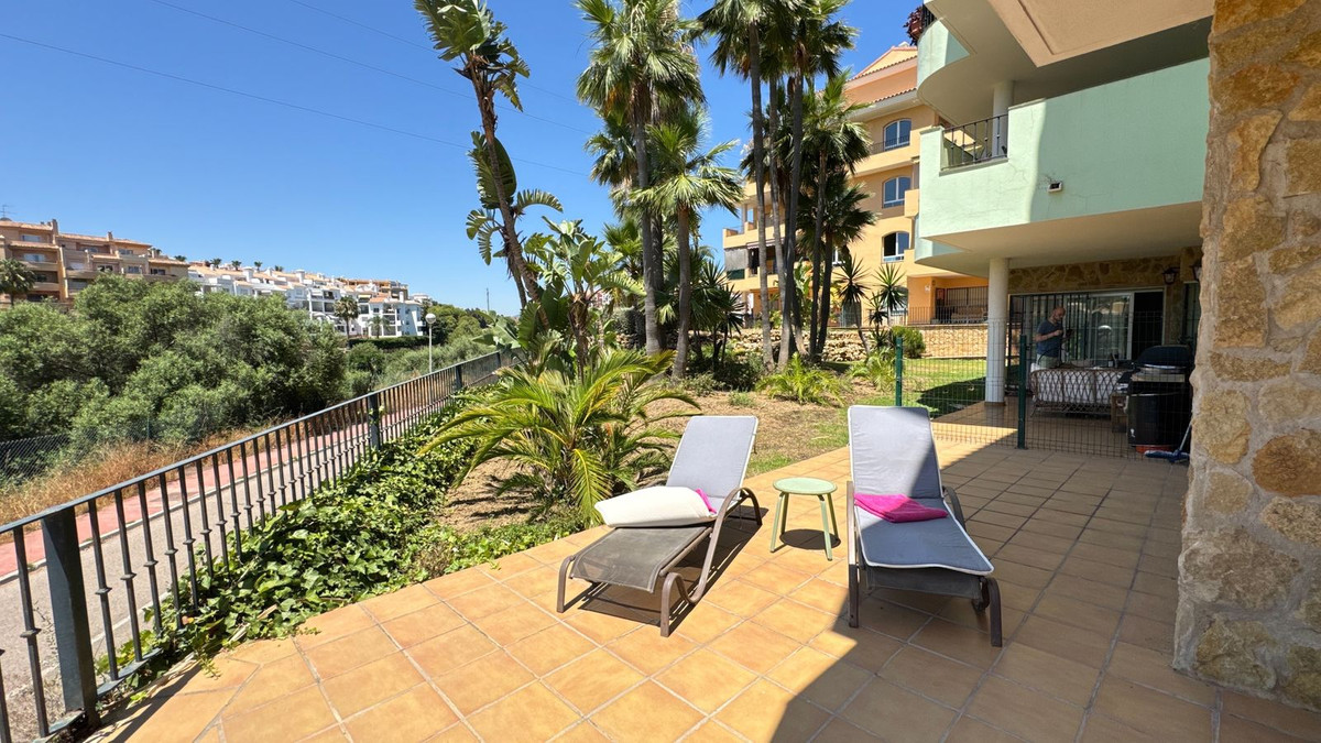 Appartement te koop in Miraflores | 2 slaapkamers H5080201