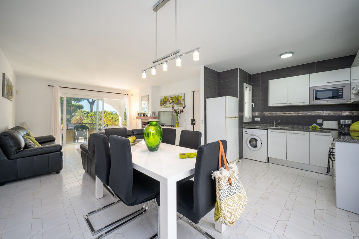 Appartement te koop in Miraflores | 2 slaapkamers H5109358