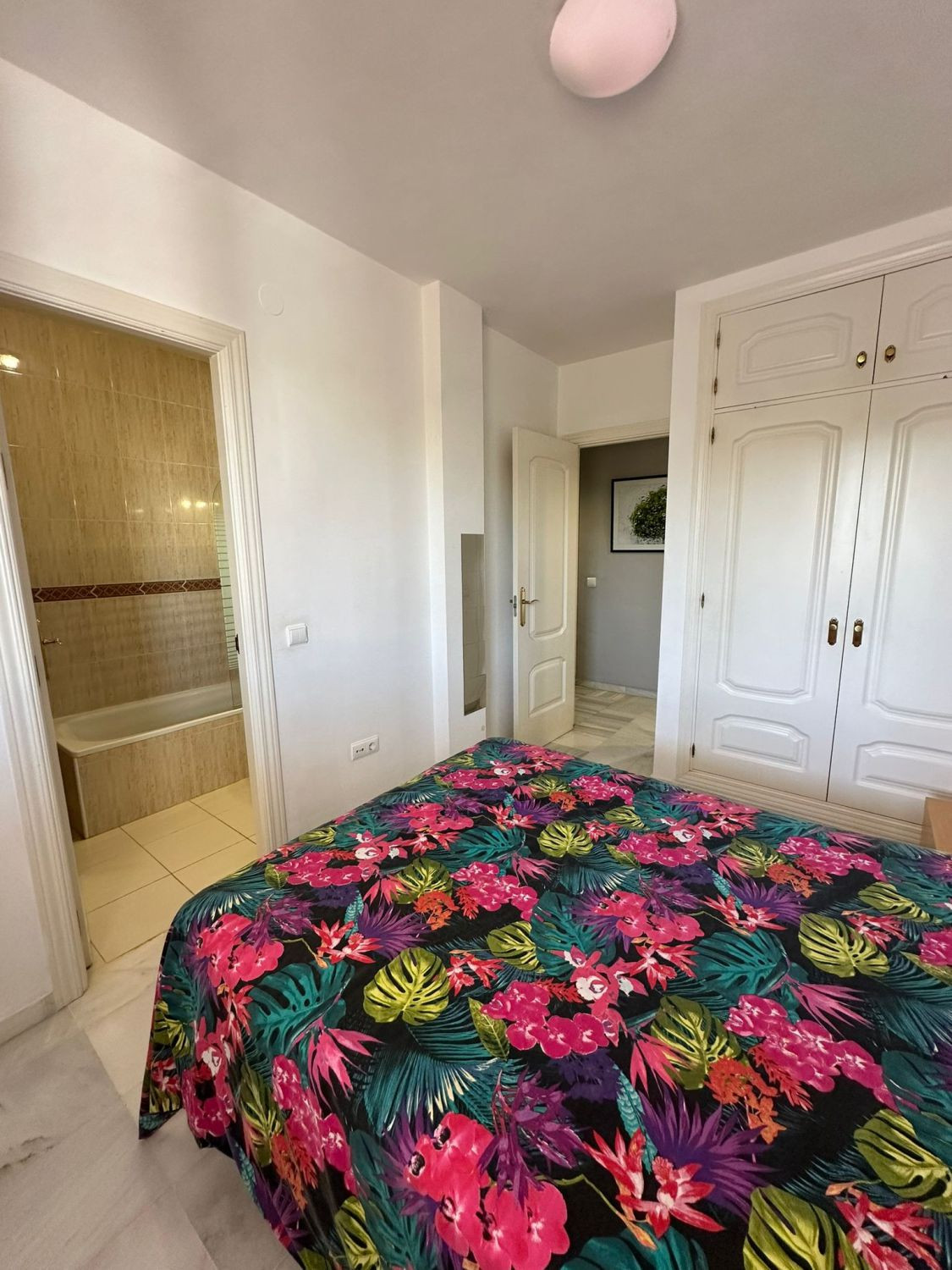 Appartement te koop in Miraflores | 1 slaapkamers H5125396