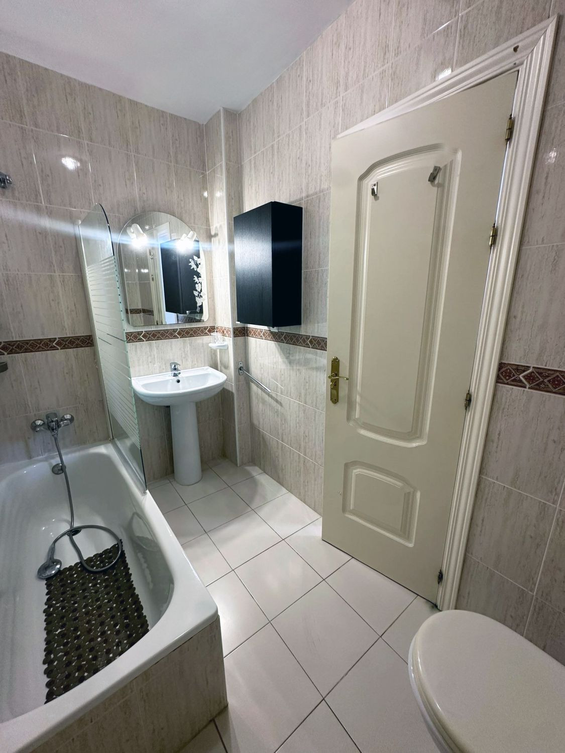 Appartement te koop in Miraflores | 1 slaapkamers H5125396