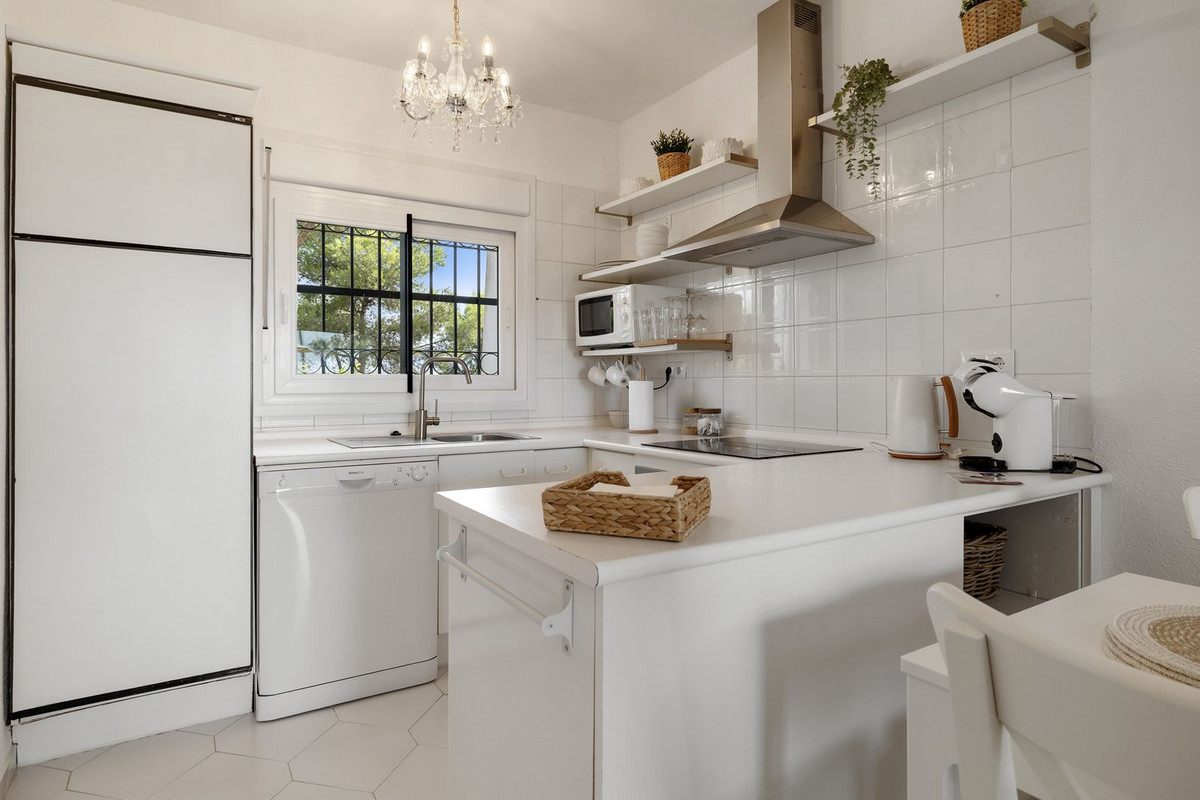 Appartement te koop in Miraflores | 2 slaapkamers H5127880