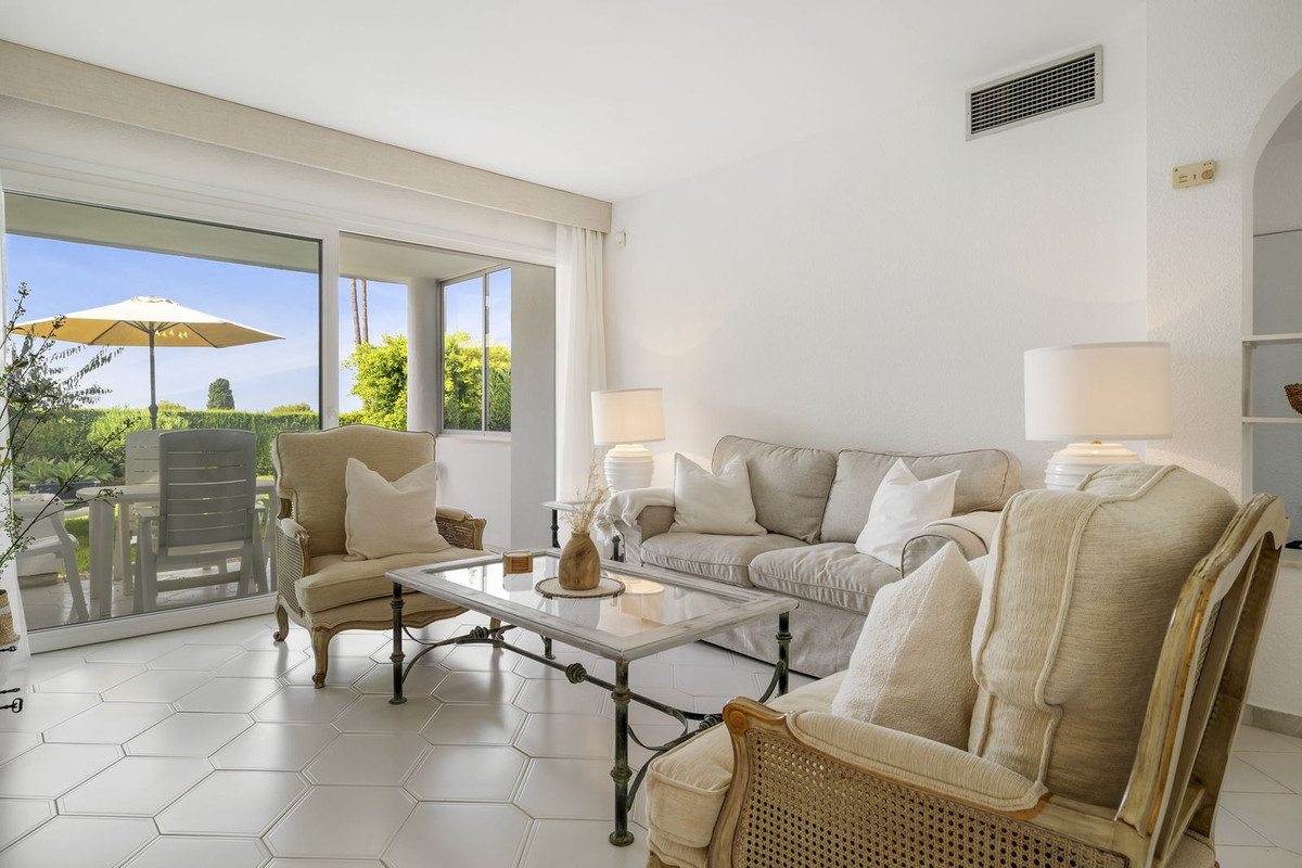 Appartement te koop in Miraflores | 2 slaapkamers H5127880