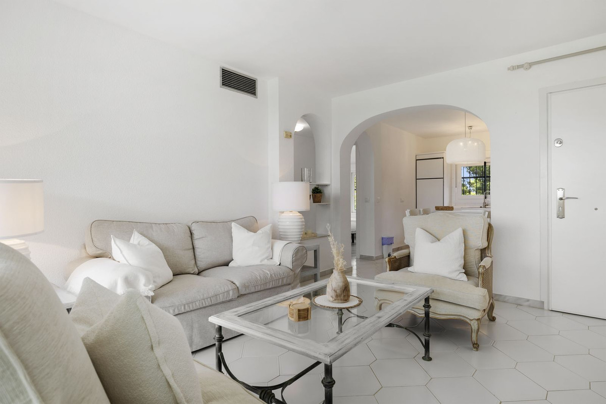 Appartement te koop in Miraflores | 2 slaapkamers H5127880