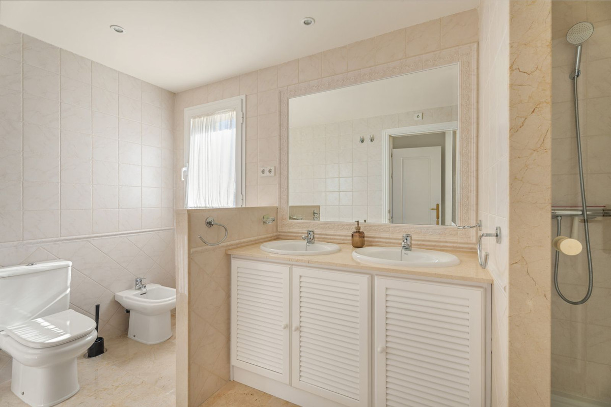 Appartement te koop in Miraflores | 3 slaapkamers H5148604