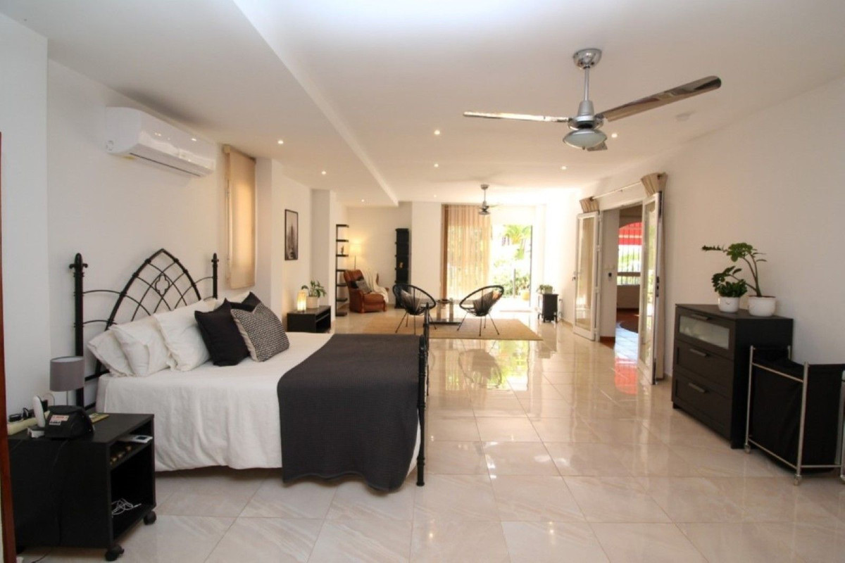 Appartement te koop in Miraflores | 3 slaapkamers H5150101
