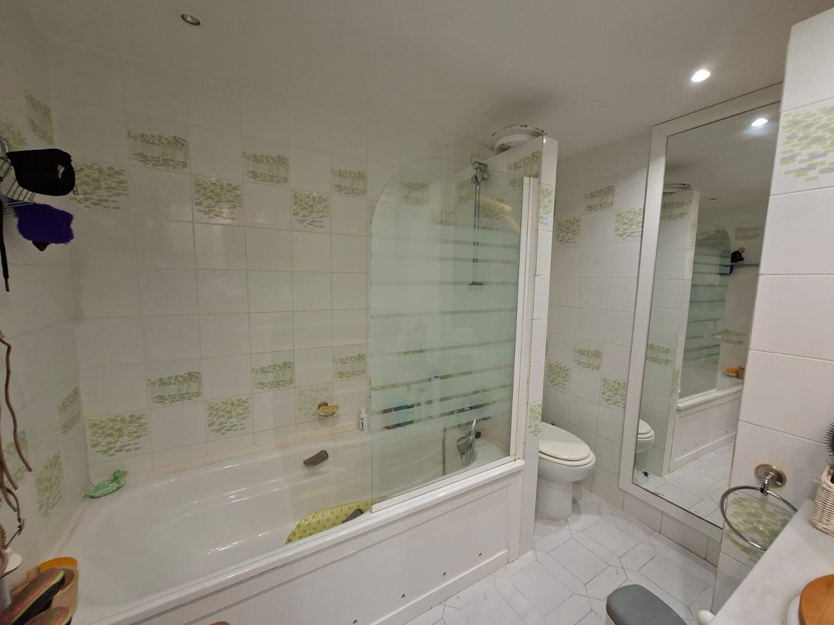Appartement te koop in Miraflores | 1 slaapkamers H5150437