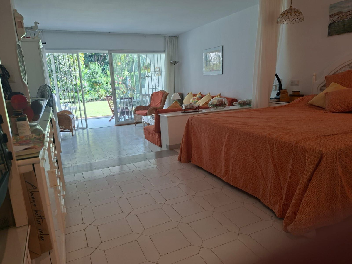 Appartement te koop in Miraflores | 1 slaapkamers H5150437