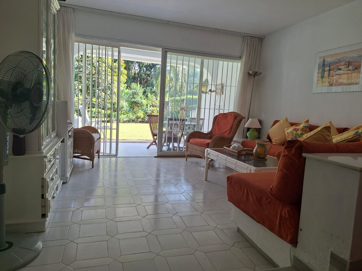 Appartement te koop in Miraflores | 1 slaapkamers H5150437