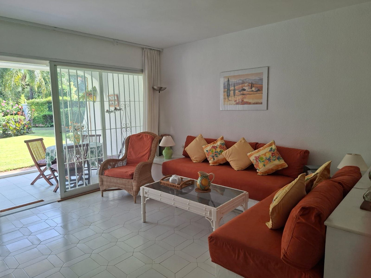 Appartement te koop in Miraflores | 1 slaapkamers H5150437