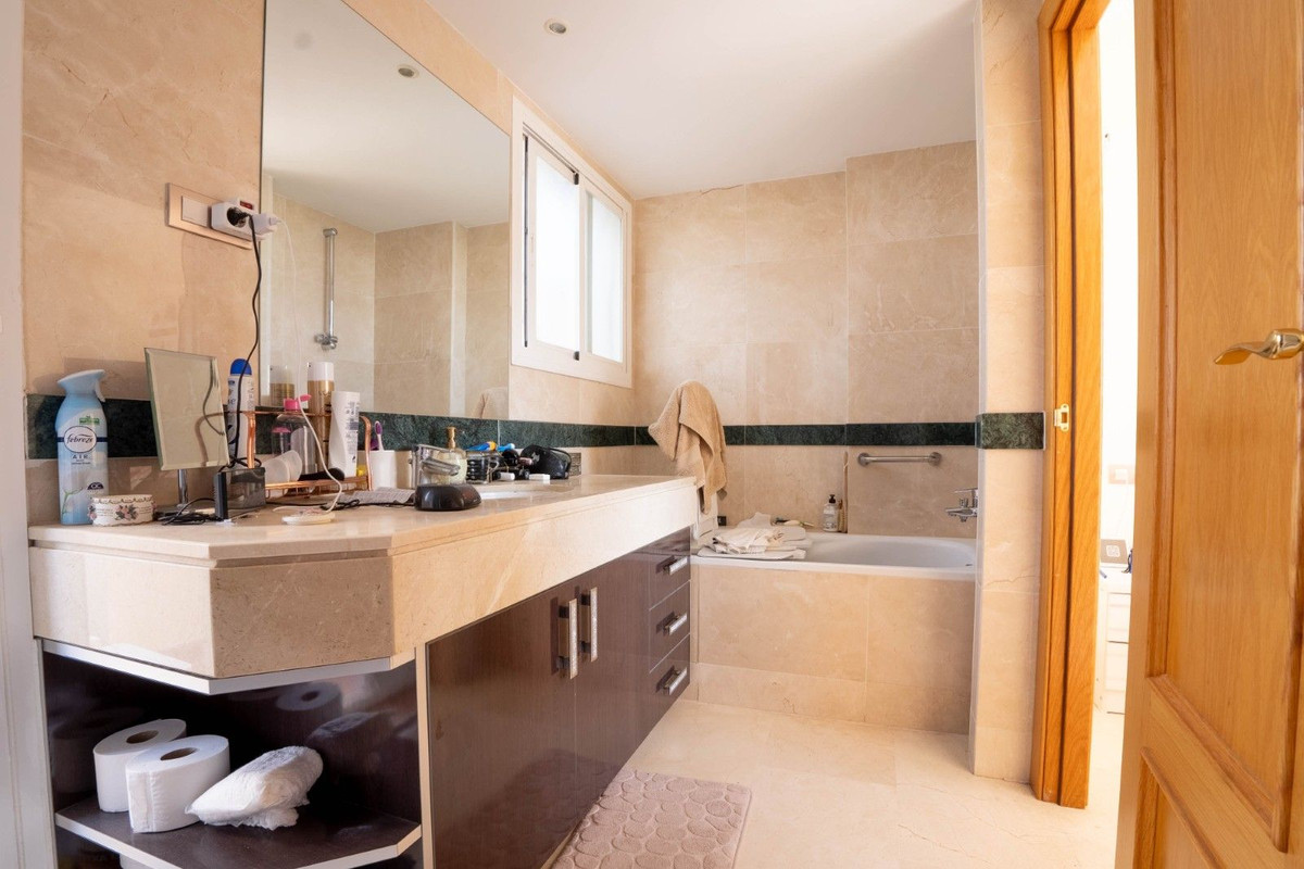 Penthouse te koop in Miraflores | 3 slaapkamers H5199952