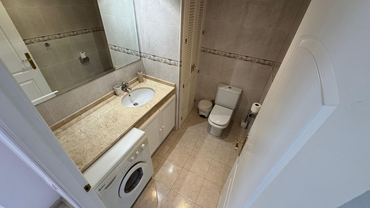 Appartement te koop in Miraflores | 3 slaapkamers H5225542