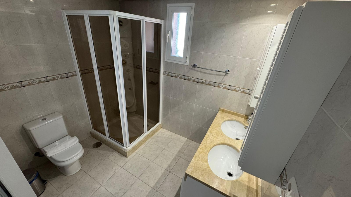 Appartement te koop in Miraflores | 3 slaapkamers H5225542