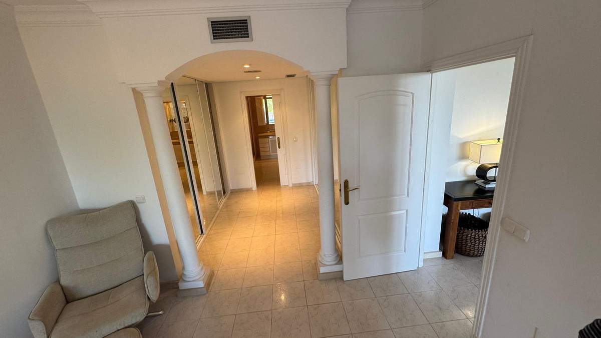 Appartement te koop in Miraflores | 3 slaapkamers H5225542