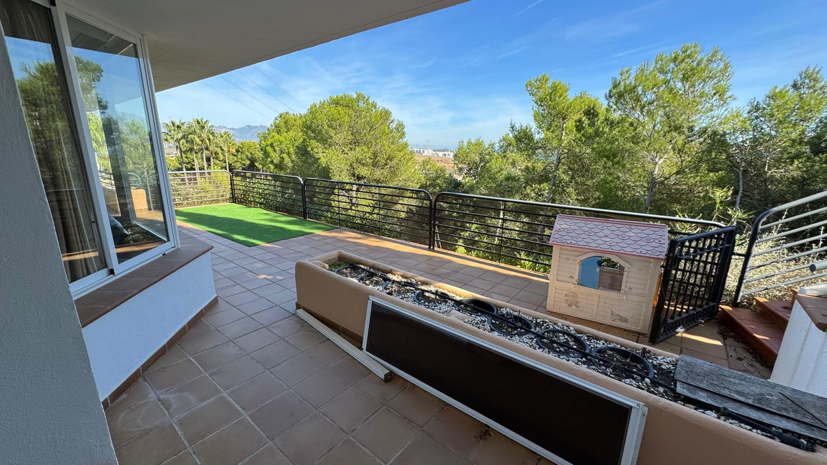 Appartement te koop in Miraflores | 3 slaapkamers H5225542