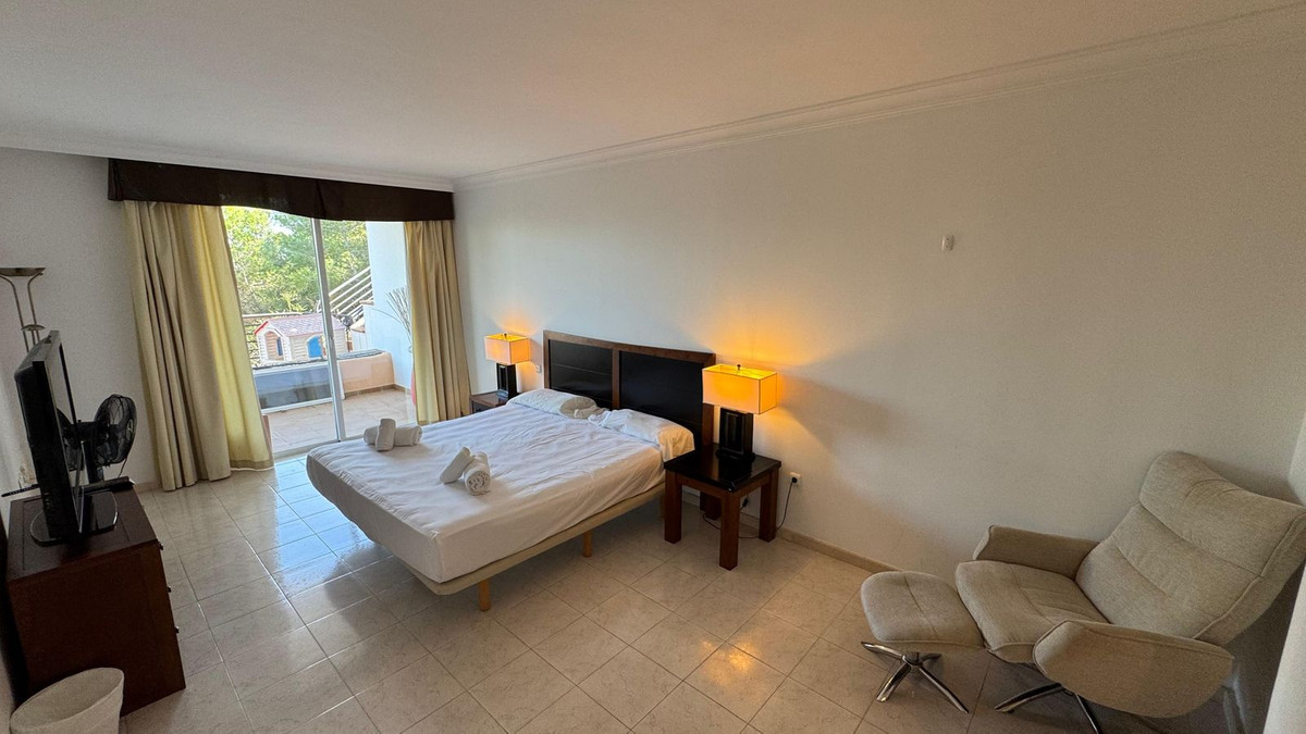 Appartement te koop in Miraflores | 3 slaapkamers H5225542