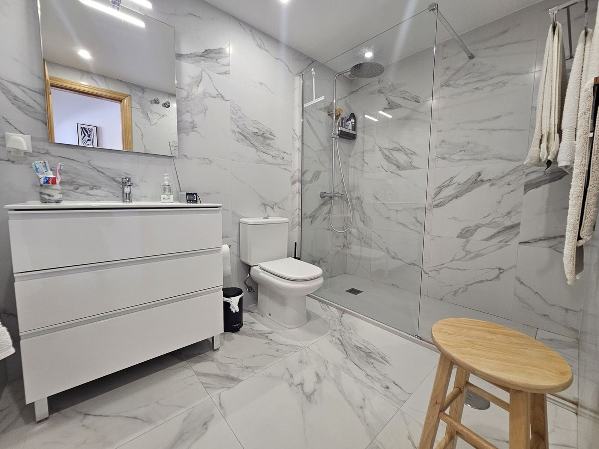 Appartement te koop in Miraflores | 2 slaapkamers H5227465