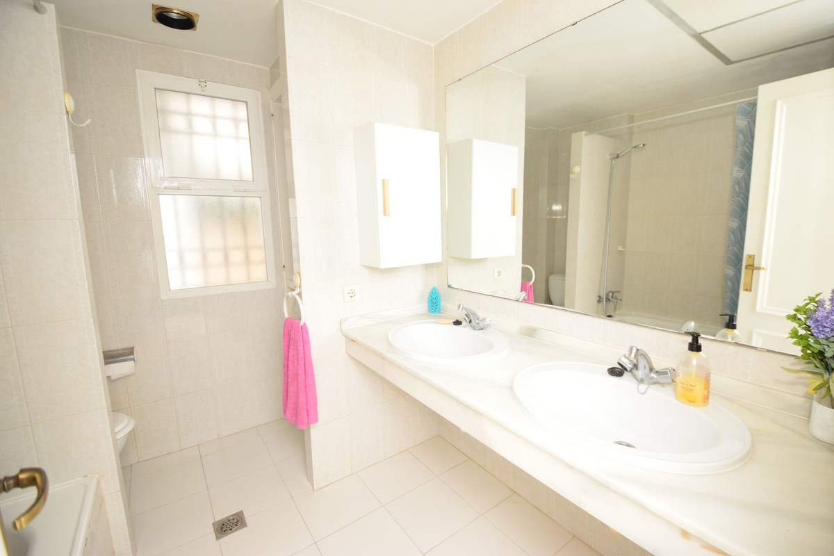 Appartement te koop in Miraflores | 1 slaapkamers H5228863