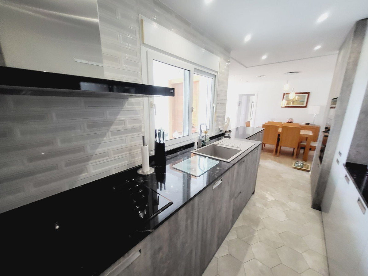 Penthouse te koop in Miraflores | 2 slaapkamers H5237455