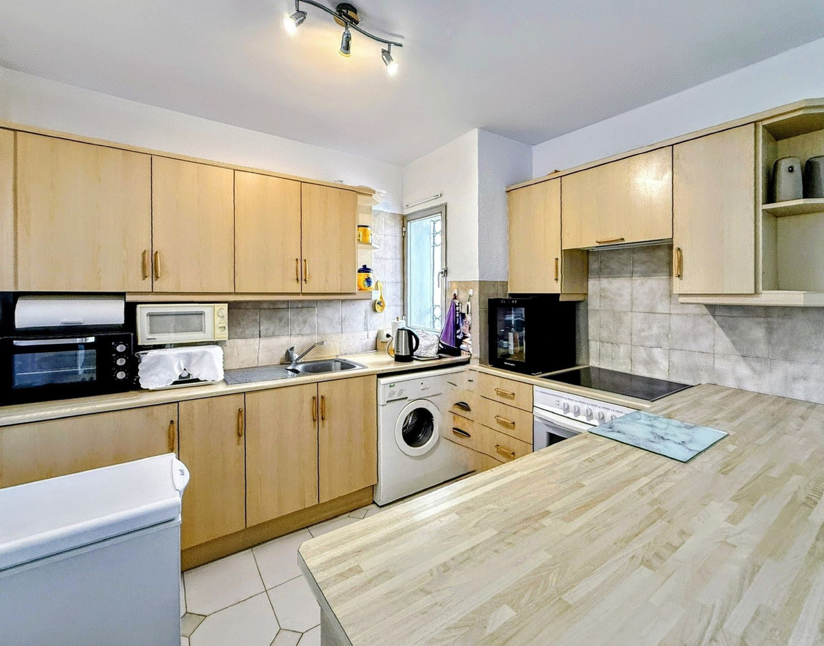 Appartement te koop in Miraflores | 2 slaapkamers H5255995