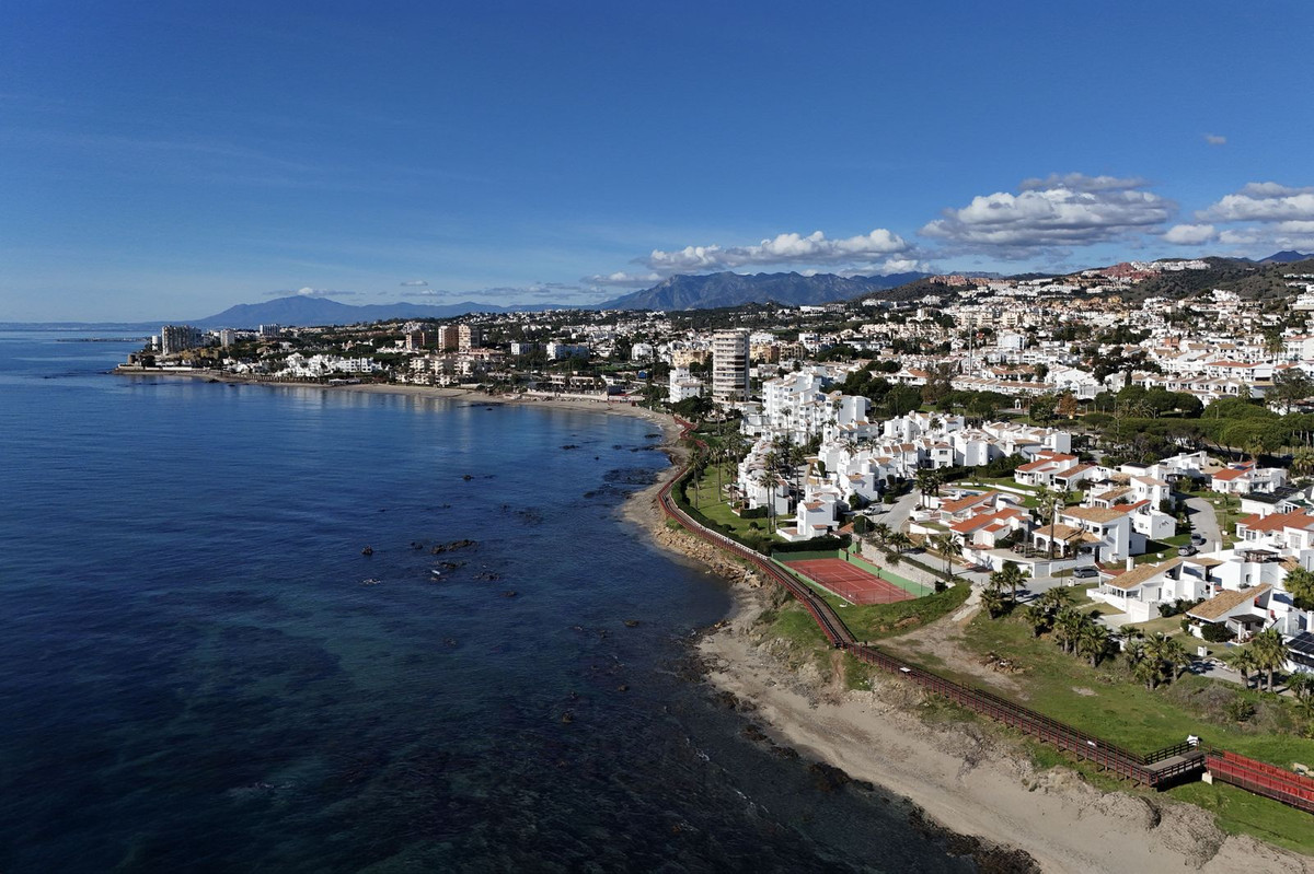 Huis te koop in Miraflores | 3 slaapkamers H5306635