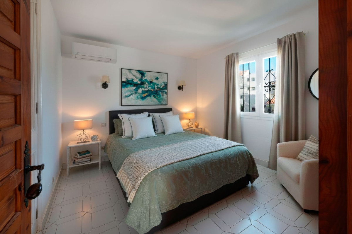 Huis te koop in Miraflores | 3 slaapkamers H5306635