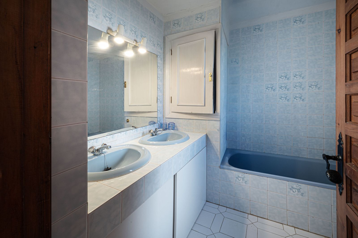 Huis te koop in Miraflores | 3 slaapkamers H5306635