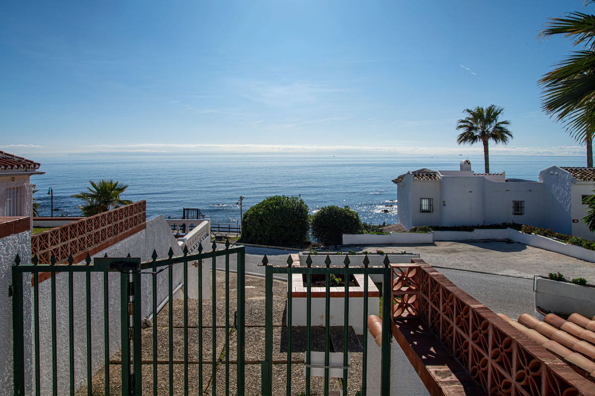 Huis te koop in Miraflores | 3 slaapkamers H5306635