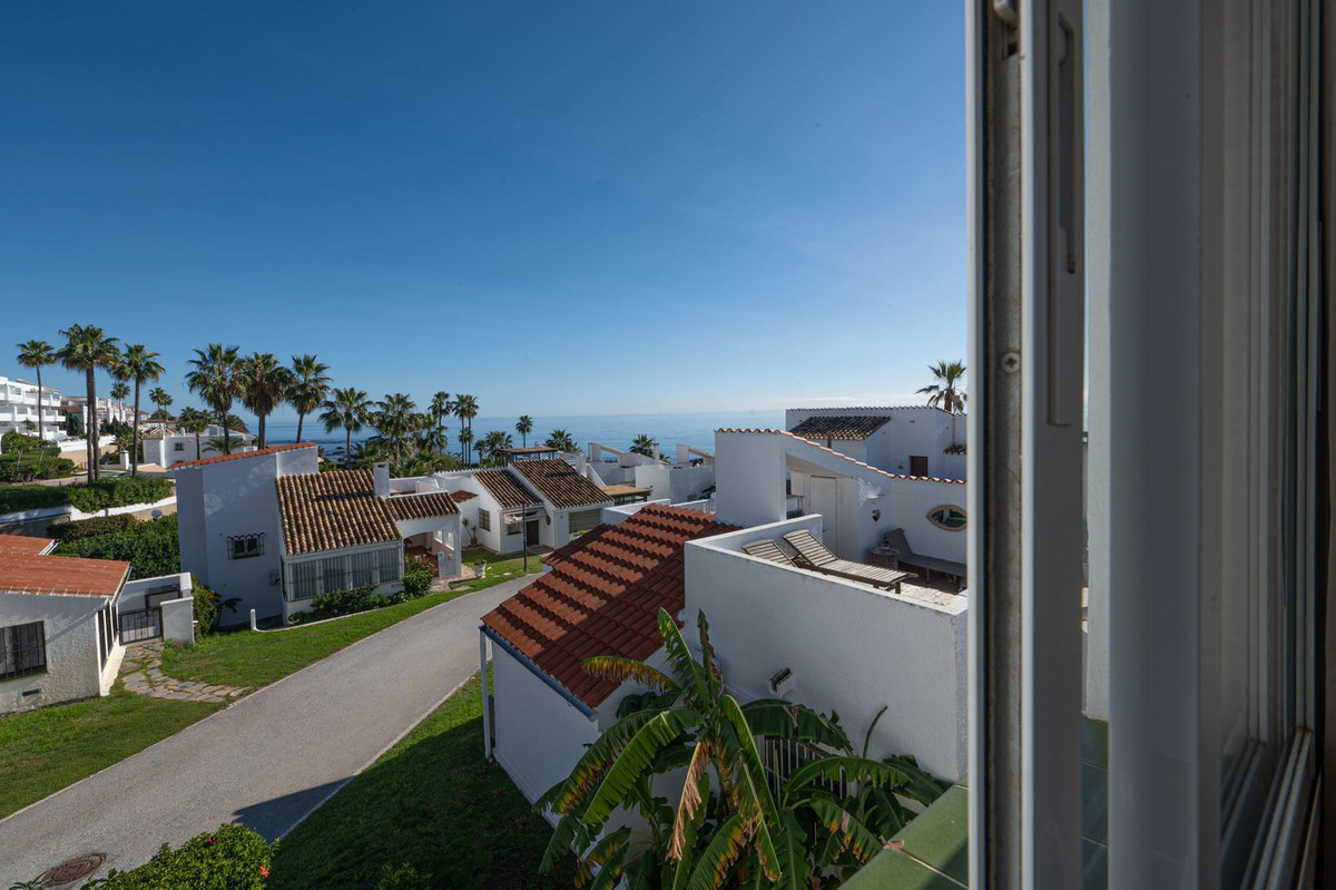 Huis te koop in Miraflores | 3 slaapkamers H5306635