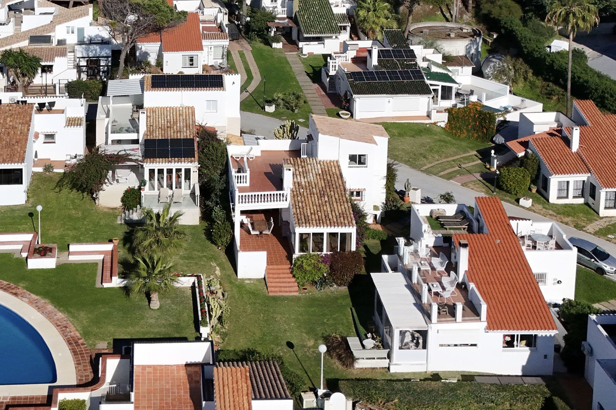 Huis te koop in Miraflores | 3 slaapkamers H5306635