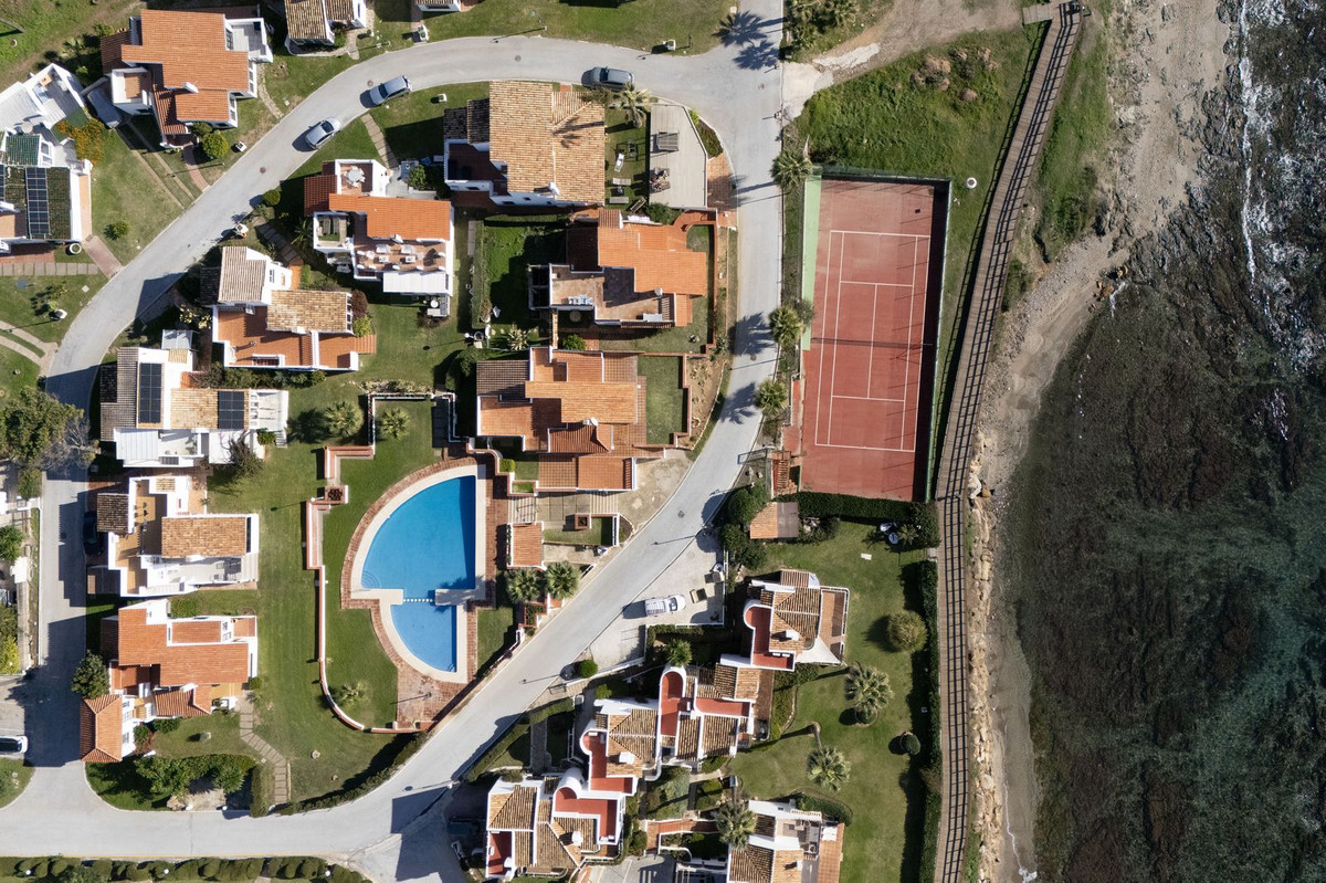 Huis te koop in Miraflores | 3 slaapkamers H5306635