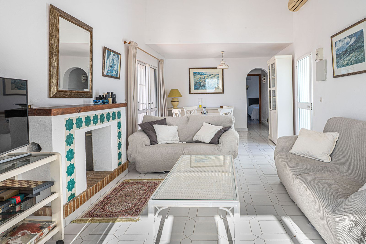 Huis te koop in Miraflores | 3 slaapkamers H5306635