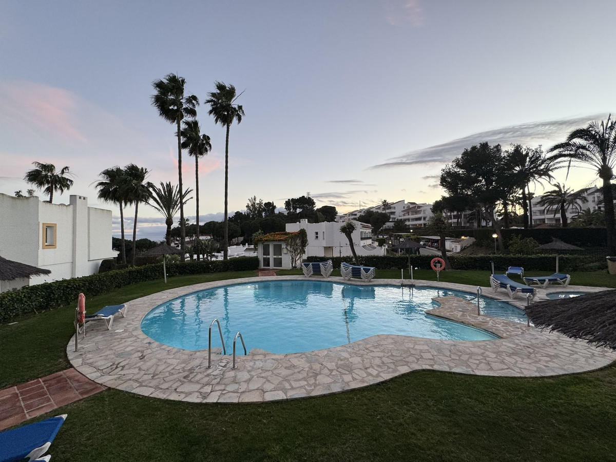 Appartement te koop in Miraflores | 2 slaapkamers H5311915