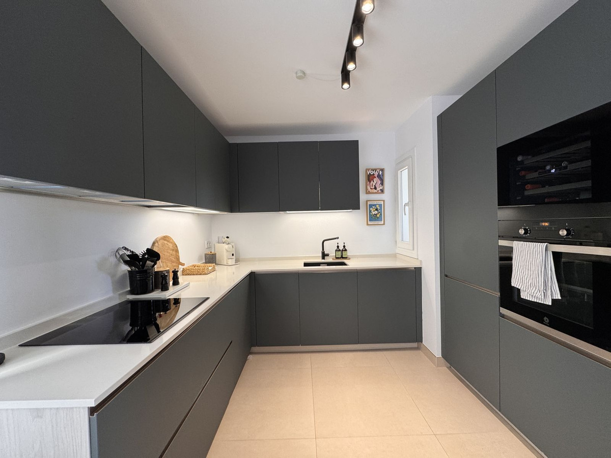 Appartement te koop in Miraflores | 2 slaapkamers H5517553