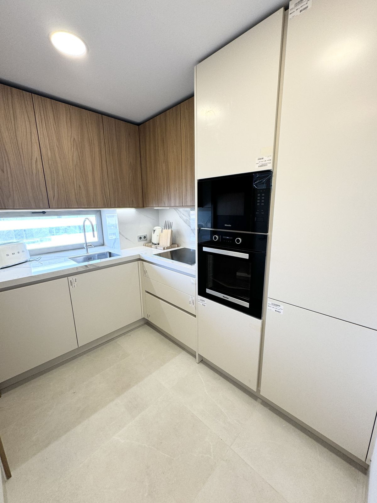 Property main view 33