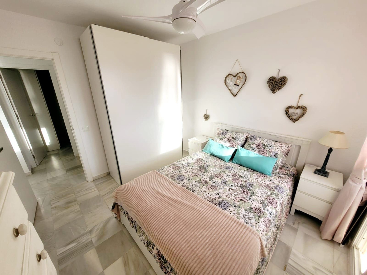 Appartement te koop in San Luis de Sabinillas | 2 slaapkamers H5073241