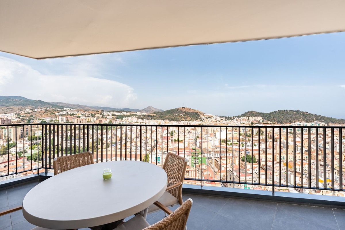 Appartement te koop in Málaga | 3 slaapkamers H5076703