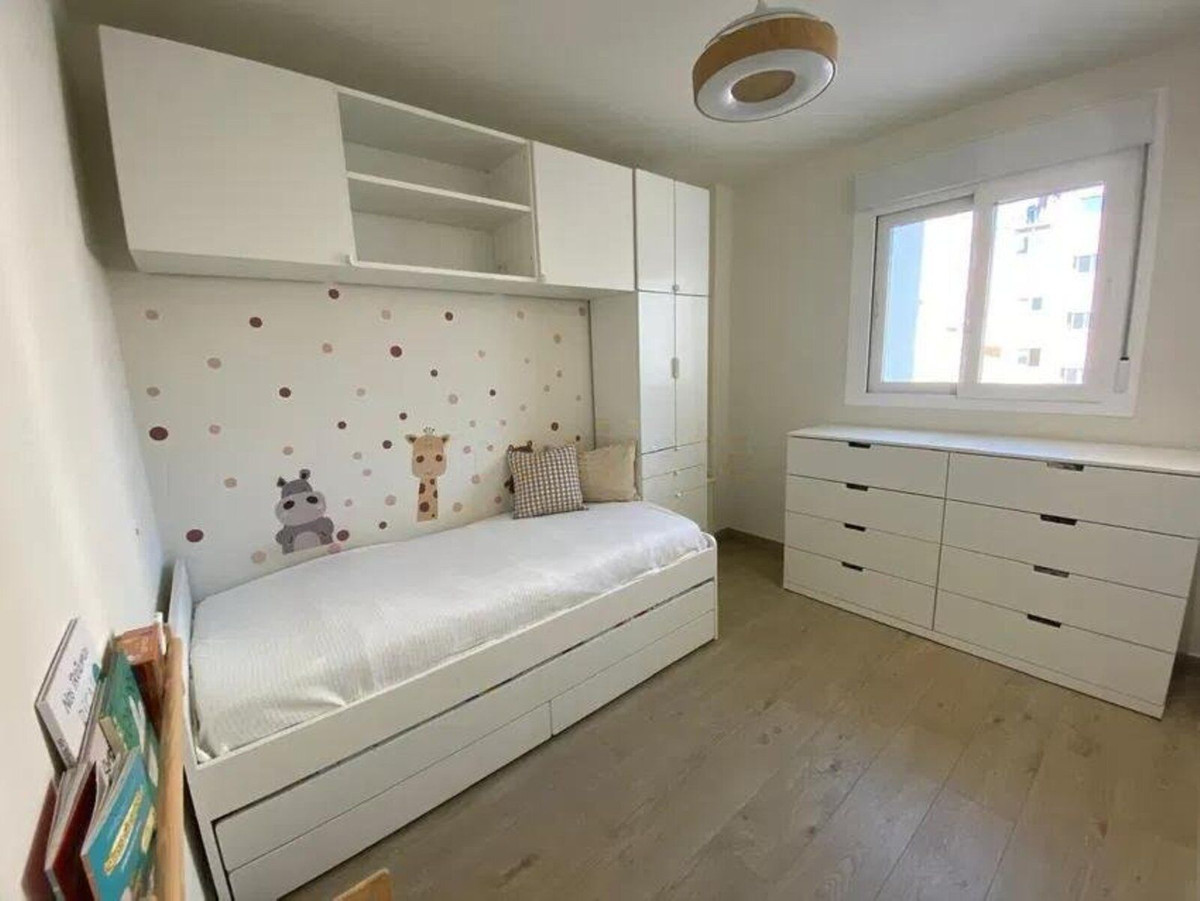 Appartement te koop in Málaga | 4 slaapkamers H5078860